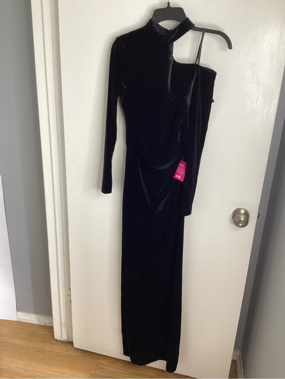 Xscape One-Shoulder Black Velvet Evening Dress 4